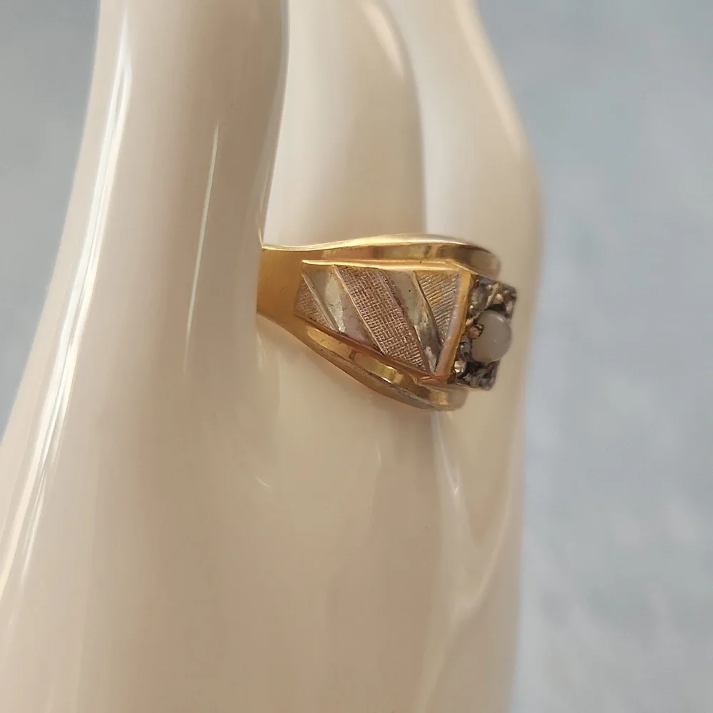 Vintage Mens Signet Ring - Picture 3 of 5